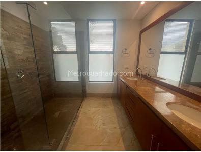 Apartamento de 3 alcobas en venta en Ginebra Iraka, Bogotá, 220 m² · foto 16 de 18