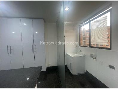 Apartamento de 3 alcobas en venta en Ginebra Iraka, Bogotá, 220 m² · foto 2 de 18