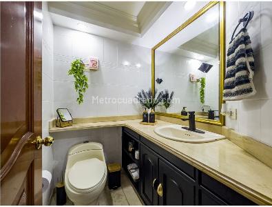 Apartamento en venta en Quintas De Santa Barbara, Bogotá · foto 3 de 20