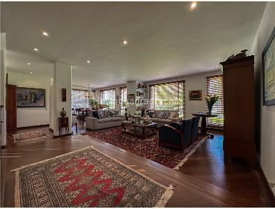 Apartamento de 3 alcobas en venta en Altos De Santa Barbara, Bogotá, 240 m² · foto 14 de 19