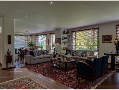 Apartamento de 3 alcobas en venta en Altos De Santa Barbara, Bogotá, 240 m² · foto 16 de 19