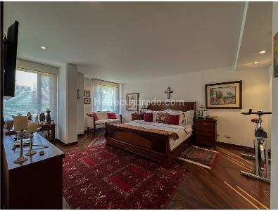 Apartamento de 3 alcobas en venta en Altos De Santa Barbara, Bogotá, 240 m² · foto 4 de 19