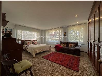Apartamento de 3 alcobas en venta en Altos De Santa Barbara, Bogotá, 240 m² · foto 8 de 19