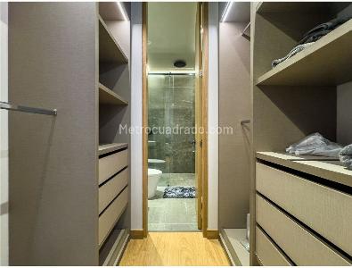 Apartamento de 2 alcobas en venta en Chico, Bogotá, 99 m² · foto 6 de 18