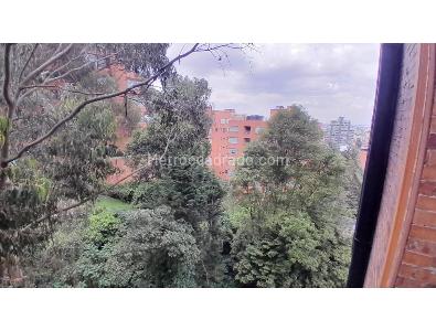 Apartamento en venta en Los Rosales, Bogotá · foto 10 de 14