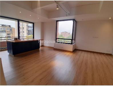 Apartamento en venta en Chico Norte, Bogotá · foto 2 de 17