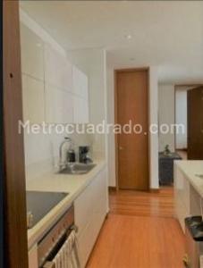 Apartamento de 2 alcobas en venta en Chico, Bogotá, 90 m² · foto 6 de 8