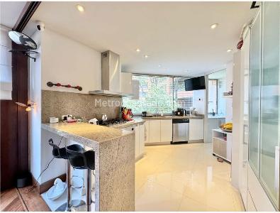Apartamento en venta en Los Rosales, Bogotá · foto 12 de 19