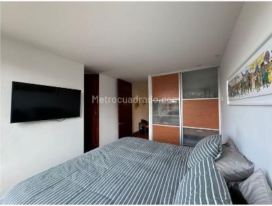 Apartamento en venta en Los Rosales, Bogotá · foto 18 de 19