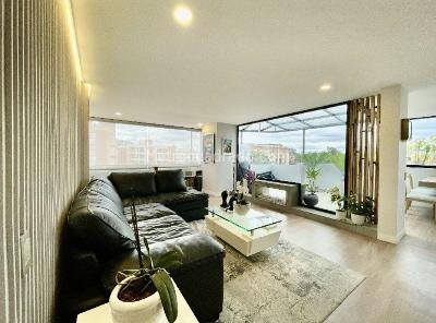 Apartamento de 3 alcobas en venta en Santa Paula, Bogotá, 188 m² · foto 2 de 15