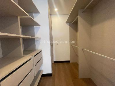 Apartamento en venta en Chico Virrey, Bogotá · foto 8 de 13