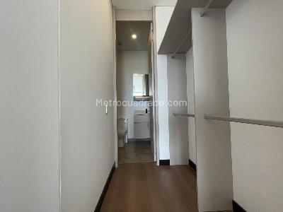 Apartamento en venta en Chico Virrey, Bogotá · foto 7 de 11