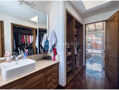 Apartamento de 4 alcobas en venta en El Refugio, Bogotá, 504 m² · foto 13 de 20