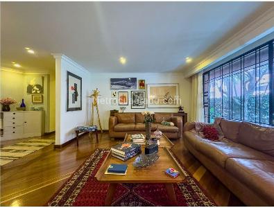 Apartamento de 4 alcobas en venta en Chico Norte, Bogotá, 200 m² · foto 17 de 19