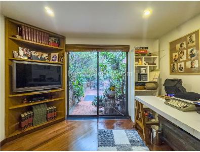 Apartamento de 4 alcobas en venta en Chico Norte, Bogotá, 200 m² · foto 16 de 19