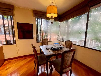 Apartamento de 2 alcobas en venta en Chico Reservado, Bogotá, 136 m² · foto 8 de 11