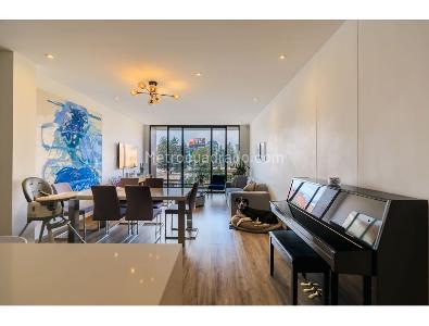 Apartamento de 3 alcobas en venta en Santa Paula, Bogotá, 127 m² · foto 2 de 20