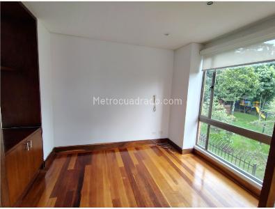 Apartamento de 3 alcobas en venta en Balcones De Lindaraja, Bogotá, 200 m² · foto 3 de 20