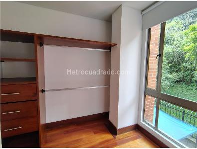 Apartamento de 3 alcobas en venta en Balcones De Lindaraja, Bogotá, 200 m² · foto 14 de 20