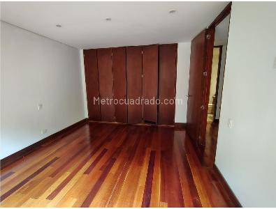 Apartamento de 3 alcobas en venta en Balcones De Lindaraja, Bogotá, 200 m² · foto 8 de 20