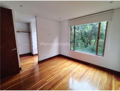 Apartamento de 3 alcobas en venta en Balcones De Lindaraja, Bogotá, 200 m² · foto 11 de 20