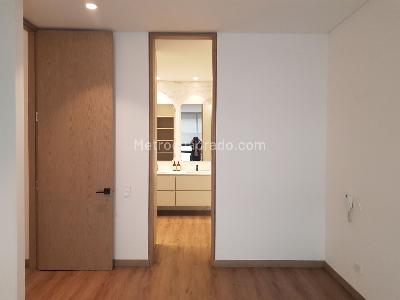 Apartamento de 3 alcobas en venta en Cabrera Chico, Bogotá, 243 m² · foto 11 de 20