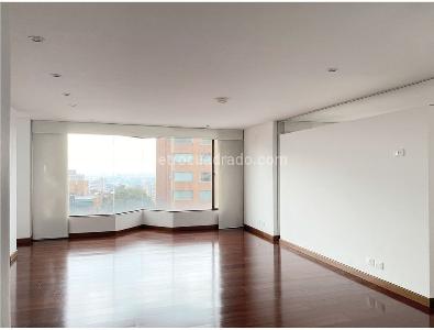 Apartamento de 3 alcobas en venta en Los Rosales, Bogotá, 236 m² · foto 1 de 16