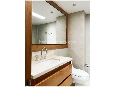 Apartamento de 3 alcobas en venta en Los Rosales, Bogotá, 236 m² · foto 9 de 16
