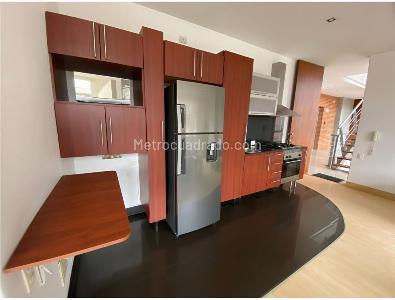 Apartamento de 1 alcoba en venta en Chico, Bogotá, 60 m² · foto 2 de 10