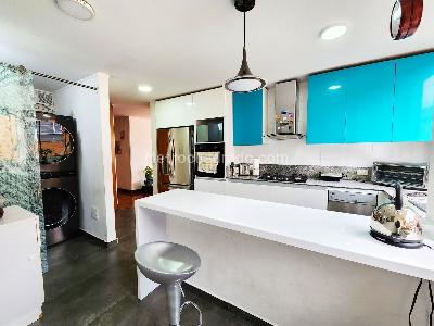 Apartamento en venta en Chico Navarra, Bogotá · foto 3 de 5