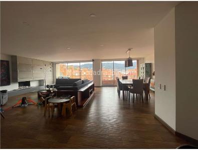 Apartamento en venta en Santa Barbara Occidental, Bogotá · foto 2 de 18