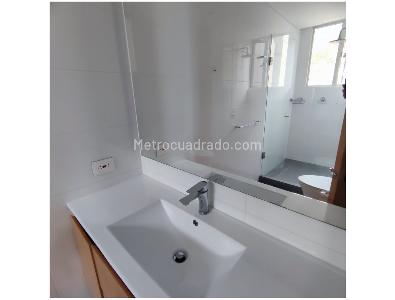 Apartamento en venta en Bosque De Pinos, Bogotá · foto 11 de 17