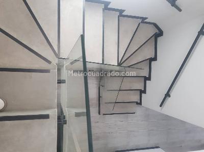 Apartamento de 3 alcobas en venta en San Patricio Santa Barbara, Bogotá, 170 m² · foto 10 de 16