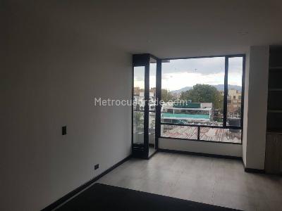Apartamento de 3 alcobas en venta en San Patricio Santa Barbara, Bogotá, 170 m² · foto 14 de 16