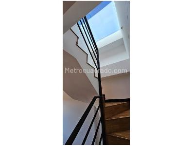 Apartamento de 2 alcobas en venta en Cedritos Lisboa, Bogotá, 113 m² · foto 8 de 20