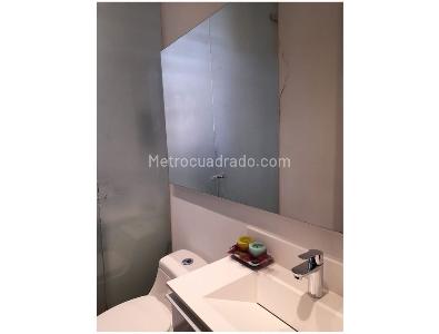 Apartamento de 3 alcobas en venta en Chico El Refugio, Bogotá, 130 m² · foto 13 de 14
