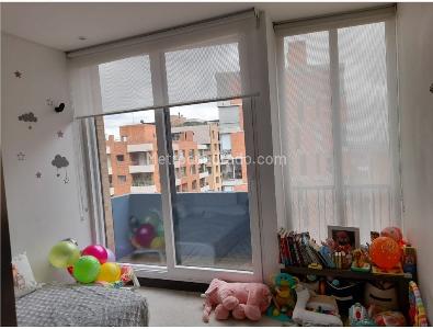 Apartamento de 3 alcobas en venta en Chico El Refugio, Bogotá, 130 m² · foto 7 de 14