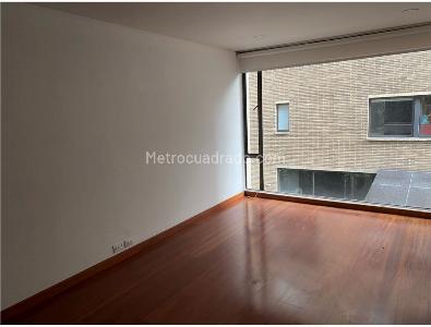 Apartamento en arriendo en La Carolina Country, Bogotá · foto 4 de 10