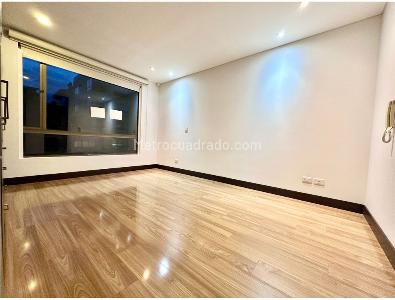 Apartamento de 3 alcobas en venta en Chico Santa Barbara, Bogotá, 157 m² · foto 12 de 17