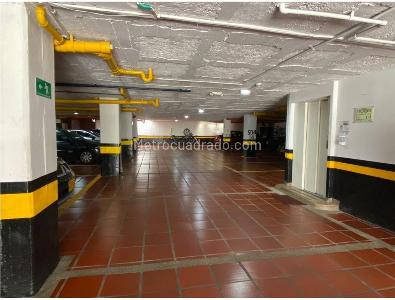 Apartamento en venta en Santa Barbara Central, Bogotá · foto 12 de 13