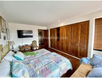 Apartamento de 4 alcobas en venta en Los Rosales Emaus, Bogotá, 279 m² · foto 12 de 20