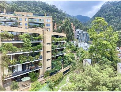 Apartamento de 4 alcobas en venta en Los Rosales Emaus, Bogotá, 279 m² · foto 13 de 20