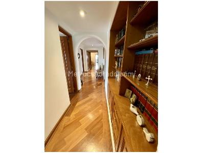 Apartamento de 4 alcobas en venta en Los Rosales Emaus, Bogotá, 279 m² · foto 9 de 20