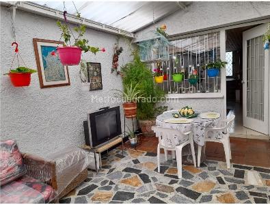 Casa en venta en Pasadena, Bogotá · foto 10 de 12