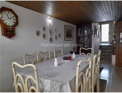 Casa en venta en Pasadena, Bogotá · foto 6 de 12