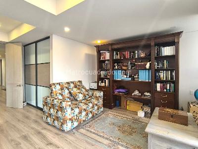 Apartamento en arriendo en Chico Santa Barbara, Bogotá · foto 5 de 8