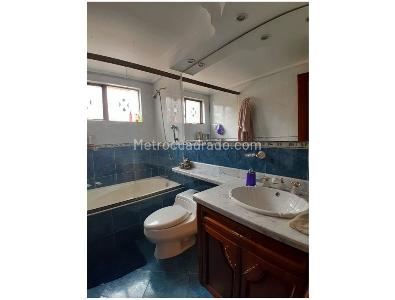 Casa de 5 alcobas en venta en Rincon De La Valvanera, Chía, 270 m² · foto 17 de 19