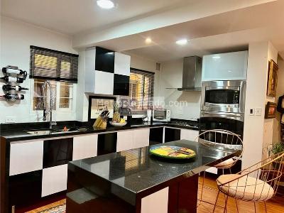 Casa en venta en Chico San Patricio, Bogotá · foto 4 de 17