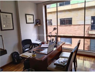 Apartamento de 4 alcobas en venta en Rincon Del Chico, Bogotá, 200 m² · foto 13 de 17