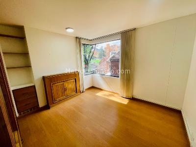 Apartamento en venta en Quinta Camacho, Bogotá · foto 8 de 20